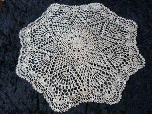 FINE HAND CROCHETED DOILIE 37 CM GOOD CONDITION