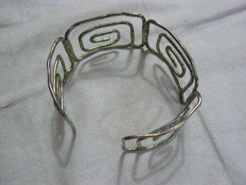 SILVER TONED ADJUSTABLE BANGLE
