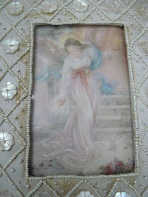 STAND UP FRAME WITH PICTURE