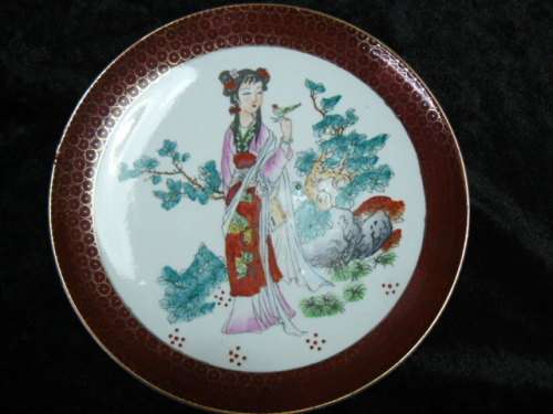 HAND PAINTD PLATE 17.5 CM