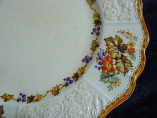 PLATE PORCELAIN ENGLAND 22 CM