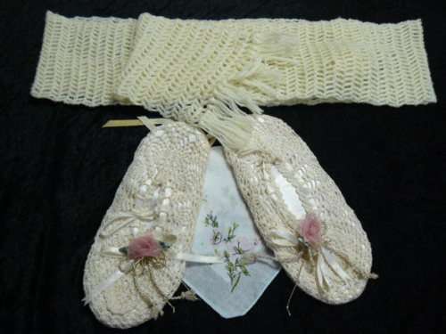 VINTAGE HAND CROCHETED SLIPPERS WITH FREE HANKIE AND SCARVE