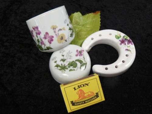 JAR PORCELAIN AND POT PORRIE HOLDER
