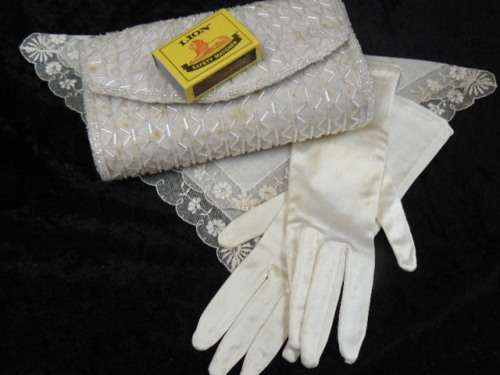 VINTAGE LIKE CLUTCH BAG, VINTAGE COTTON CLUTCH BAG AND SATIN GLOVES