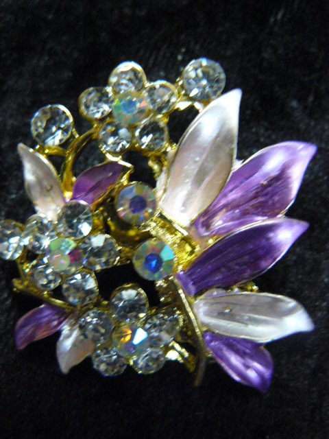 STUNNING BLING FASHION BROCH