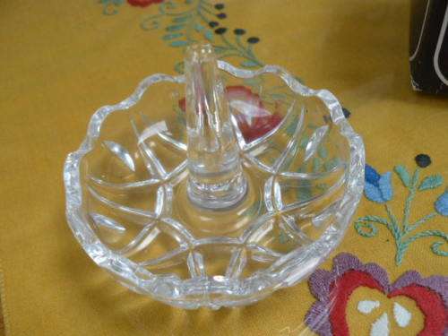 ROYAL CRYSTAL FOR RINGS AND THINGS