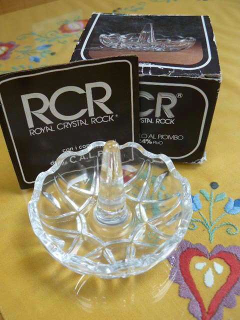 ROYAL CRYSTAL FOR RINGS AND THINGS