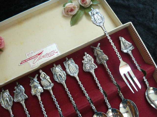12 PIECE DESERT SPOONS AND FORKS MADE IN HOLAND ORIGINAL BOX
