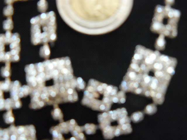 FASHION NECKLACE AND EARRING SET BLING NEW