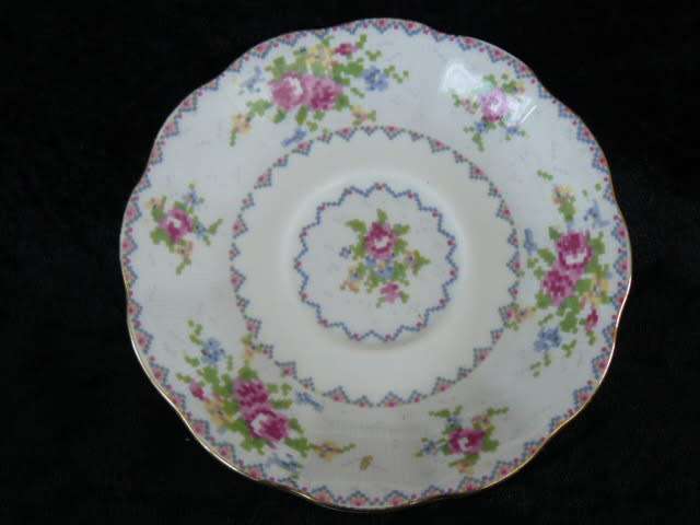 ROYAL ALBERT PLATE