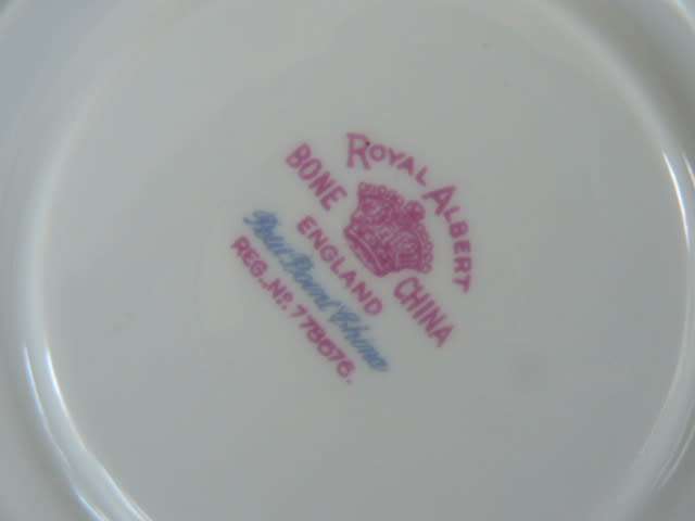 ROYAL ALBERT PLATE