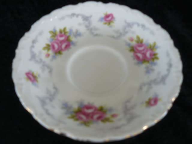 ROYAL ALBERT PLATE 13.6 CM