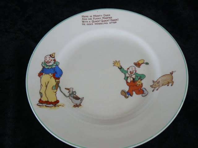 PLATE ENGLANDPORCELAIN COLLECTABLE
