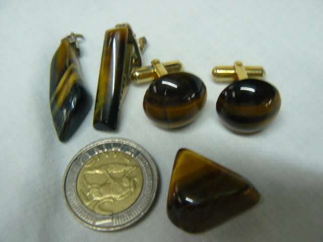 TIGERS EYE CUFF LINKS, TYE CLIP, PENDANT AND GOOD LUCK TIGERS EYE STONE