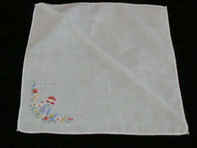 HANKIE VINTAGE COTTON EMBROIDERED
