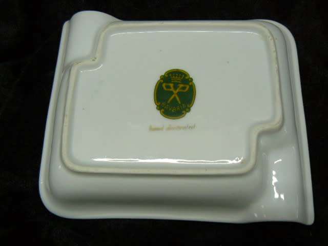 BAVARIA HAND DECORATED ASHTRAY WITH MOTHER OF PEARL EFFECT