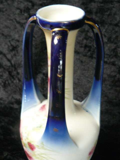 ROYAL VIENNA AUSTRIA HAND PAINTED VERY UNIQUE DESIGN