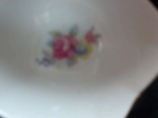 SMALL PORCELAIN DISH