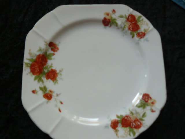 PORCELAIN PLATE 21 CM