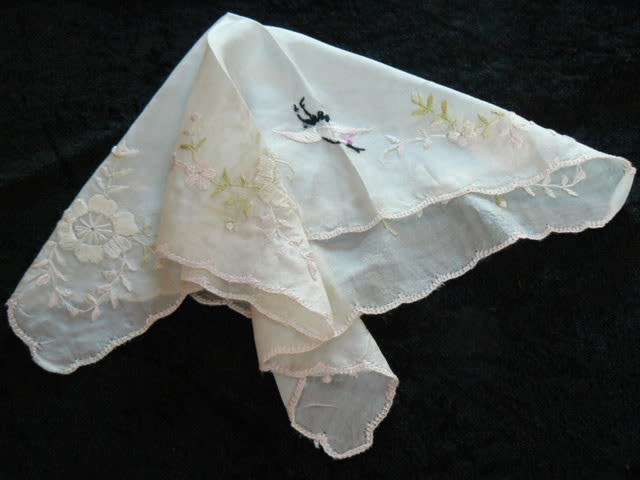 100 % PURE SILK VINTAGE HANKIE EMBROIDERED