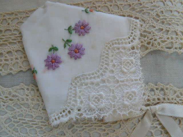 HANKIE POUCH AND HANKIE