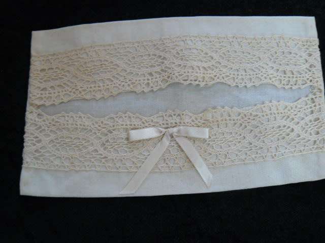 HANKIE POUCH AND HANKIE