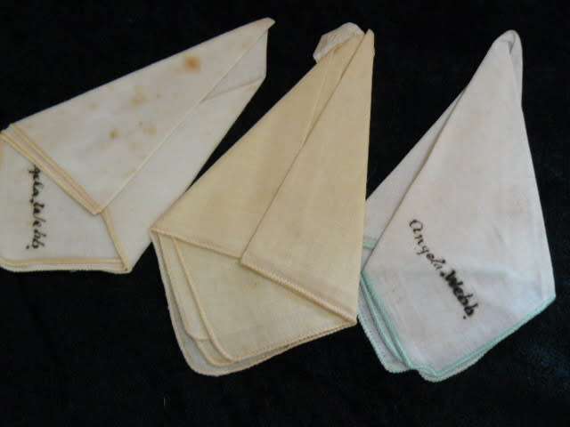 VINTAGE COTTON EMBROIDERED CHILDRENS HANKIES X 3