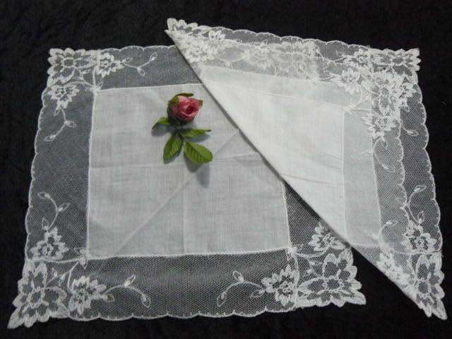 VINTAGE COTTON HANKIES WITH LACE X 2  STUNNING