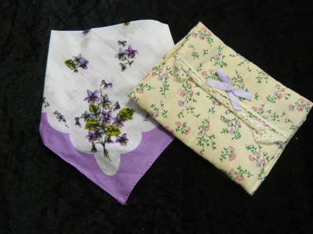 COTTON HANKIE AND HANKIE POUCH