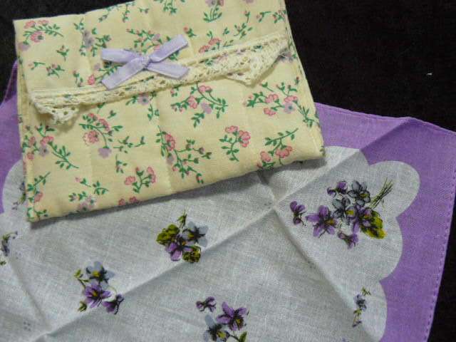 COTTON HANKIE AND HANKIE POUCH