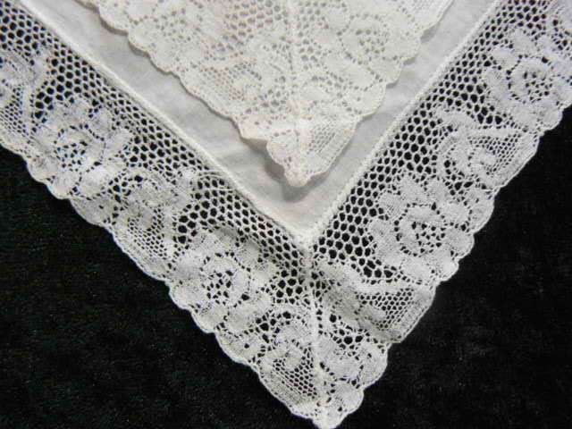 VINTAGE COTTON HANKIE EMBROYDERED