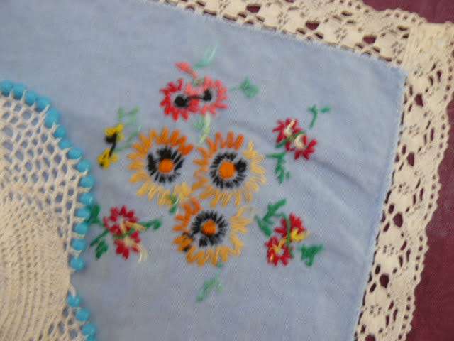 2 X VINTAGE COTTON EMBROYDERED TRAY CLOTHS AND ONE JUG COVER