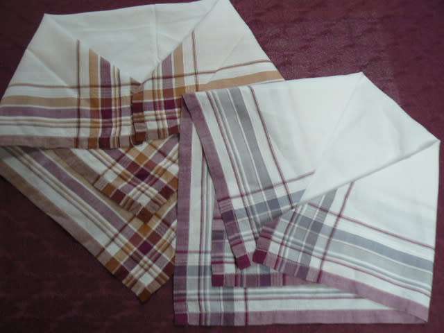 VINTAGE COTTON MENS HANKIES X 2