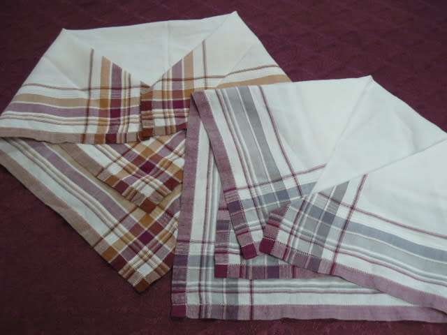 VINTAGE COTTON MENS HANKIES X 2