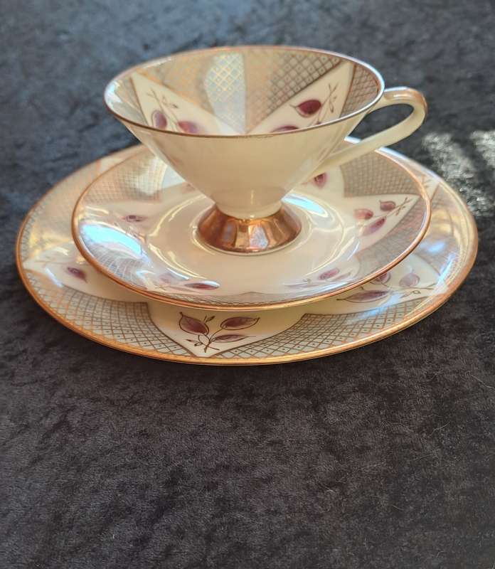 Beautiful Bavaria Elfenbein portzelan trio