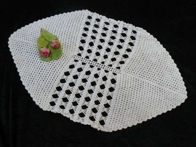 VINTAGE COTTON COFFEE TABLE CLOTH