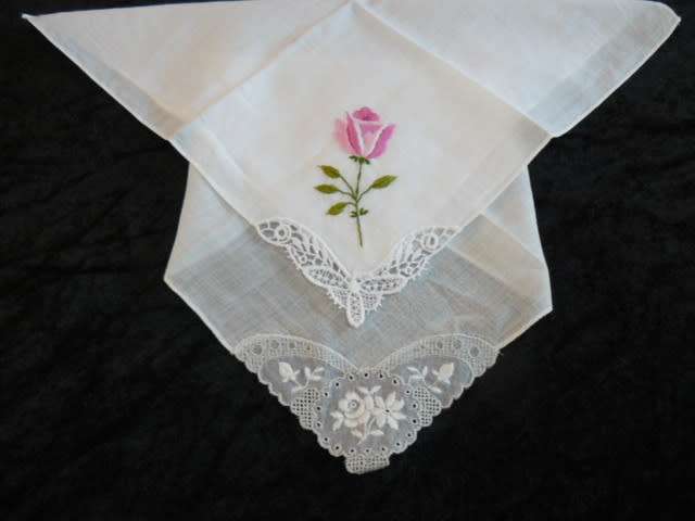 VINTAGE COTTON HANKIE EMBROYDERED X 2