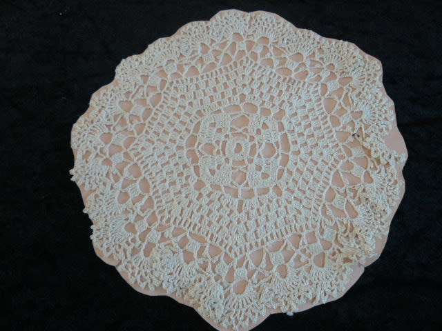 3 X VINTAGE COTTON HAND CROCHETED DOILIES