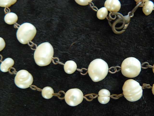 REAL FRESH WATER PEARLS DOUBLE STRAND NECKLAE48CM LONG