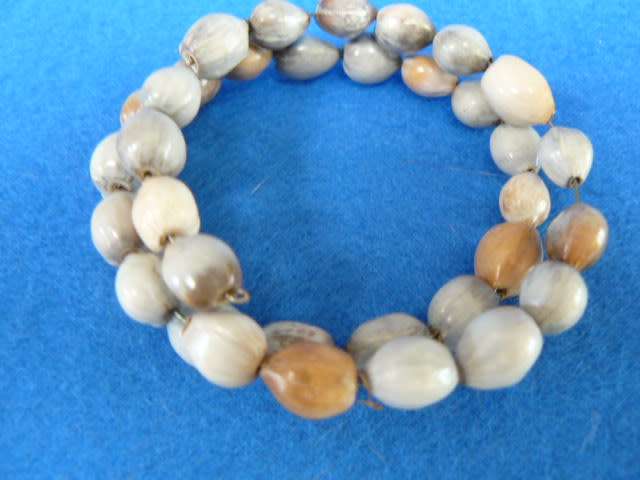 SHELL FASHION BRACELET