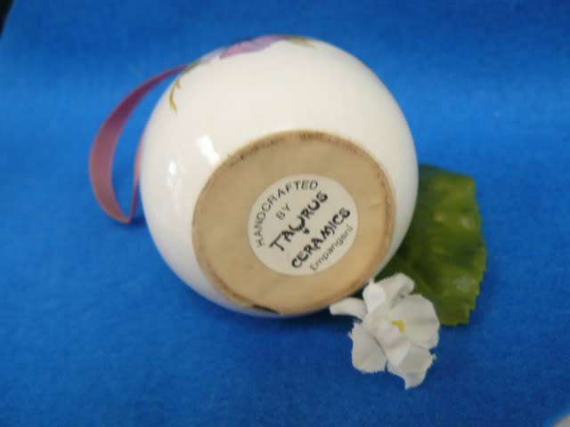 TAURUS PORCELAIN CERAMIC POT PORRIE HILDER