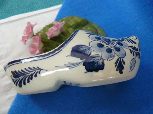 DELFTS SHOE