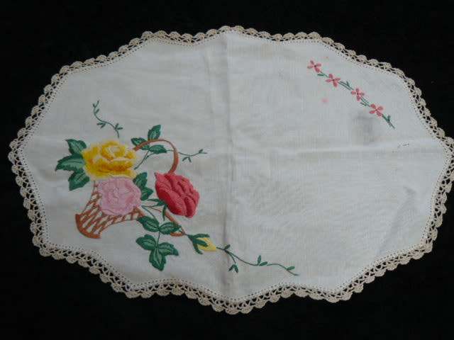 VINTAGE COTTON EMBROIDERED TRAY CLOTH WITH HAND CROCHETED EDGE