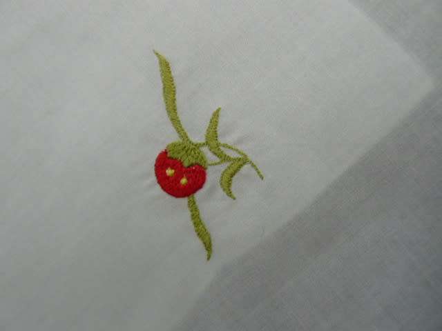 COTTON EMBROIDERED NAPPKN