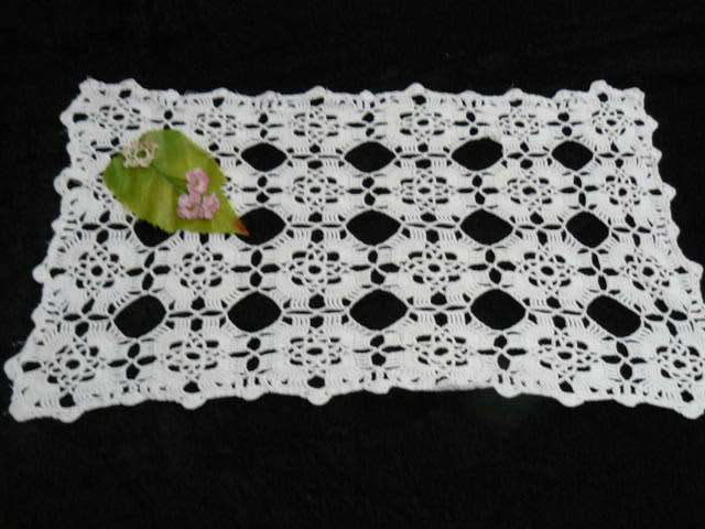 VINTAGE COTTON DOILIE
