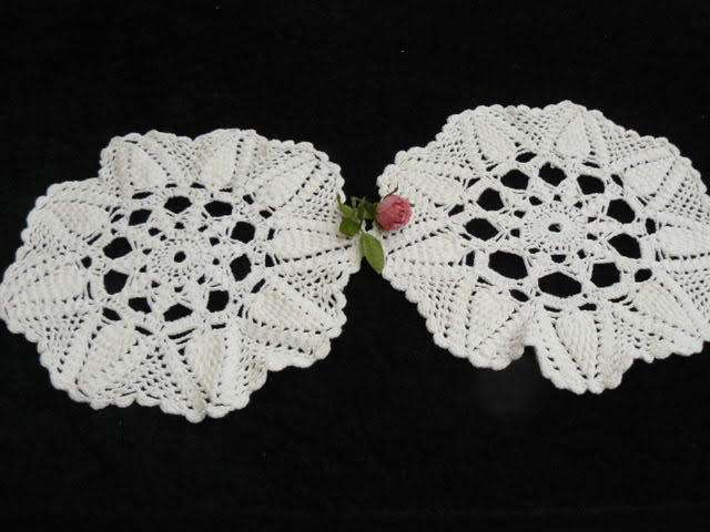 VINTAGE HAND CROCHETD DOILIES