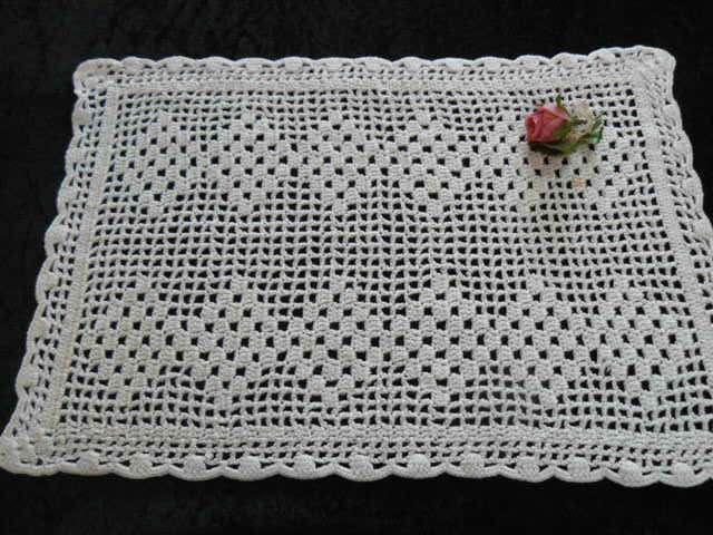 VINTAGE COTTON TRAY CLOTH