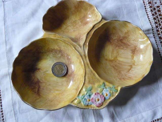 SNACK DISH PORCELAIN
