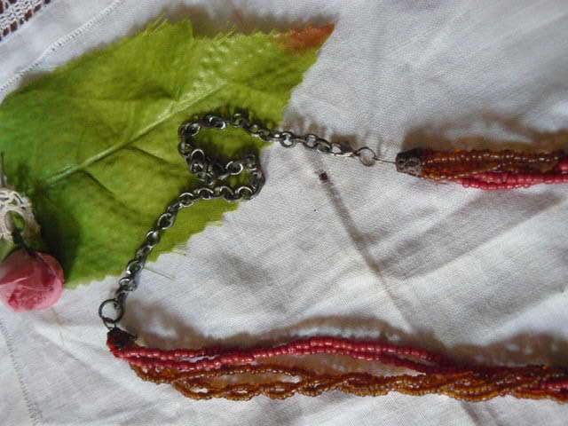 BEADDED NECKLACE