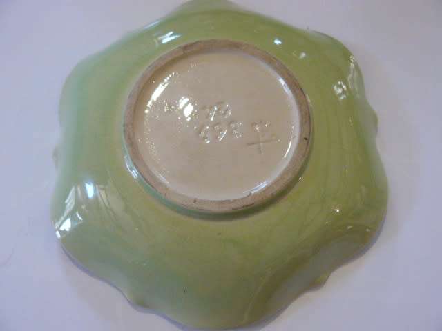 SNACK DISH PORCELAIN
